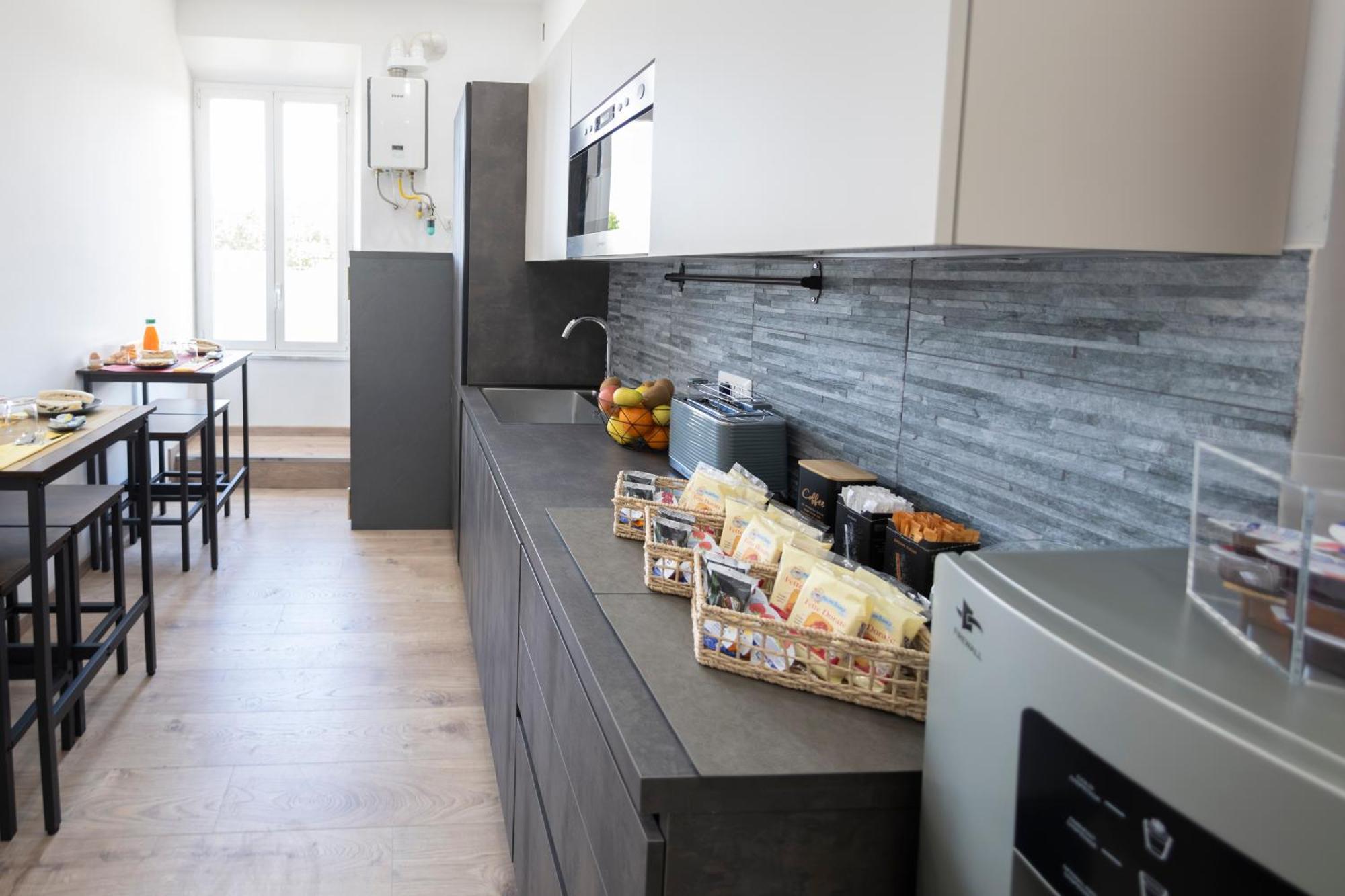 Trastevere New Luxury Rooms Rome Exterior photo